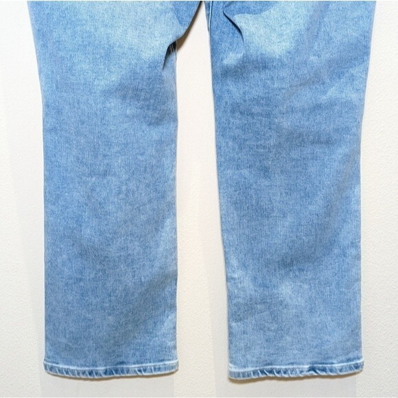 NYDJ Marilyn Straight Lift Tuck® technology Ankle Jeans - Picture 9 of 13